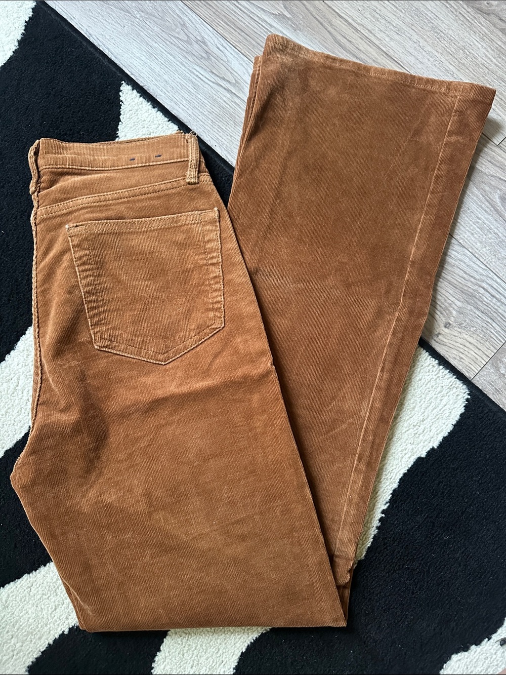 GAP Denim Flare Mid-Rise Corduroy Pant